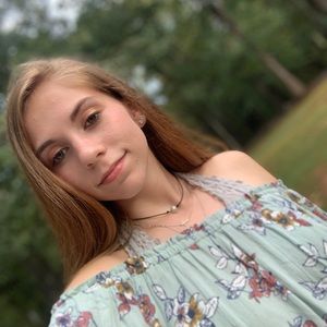 Meet your Posher, Dana